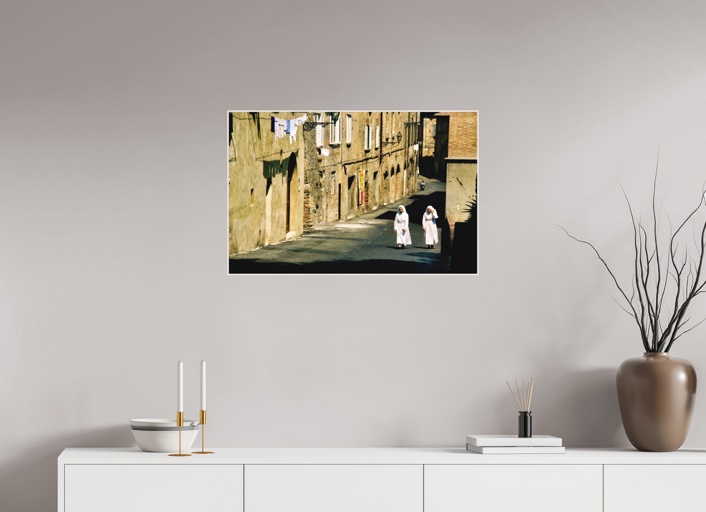 76,7 x 50 cm, Foto Abzug hinter Acrylglas Matt; Art Box aus Massivholz 4 mm Ahorn weiß Chianti Trail Vol. 1 - Toscana