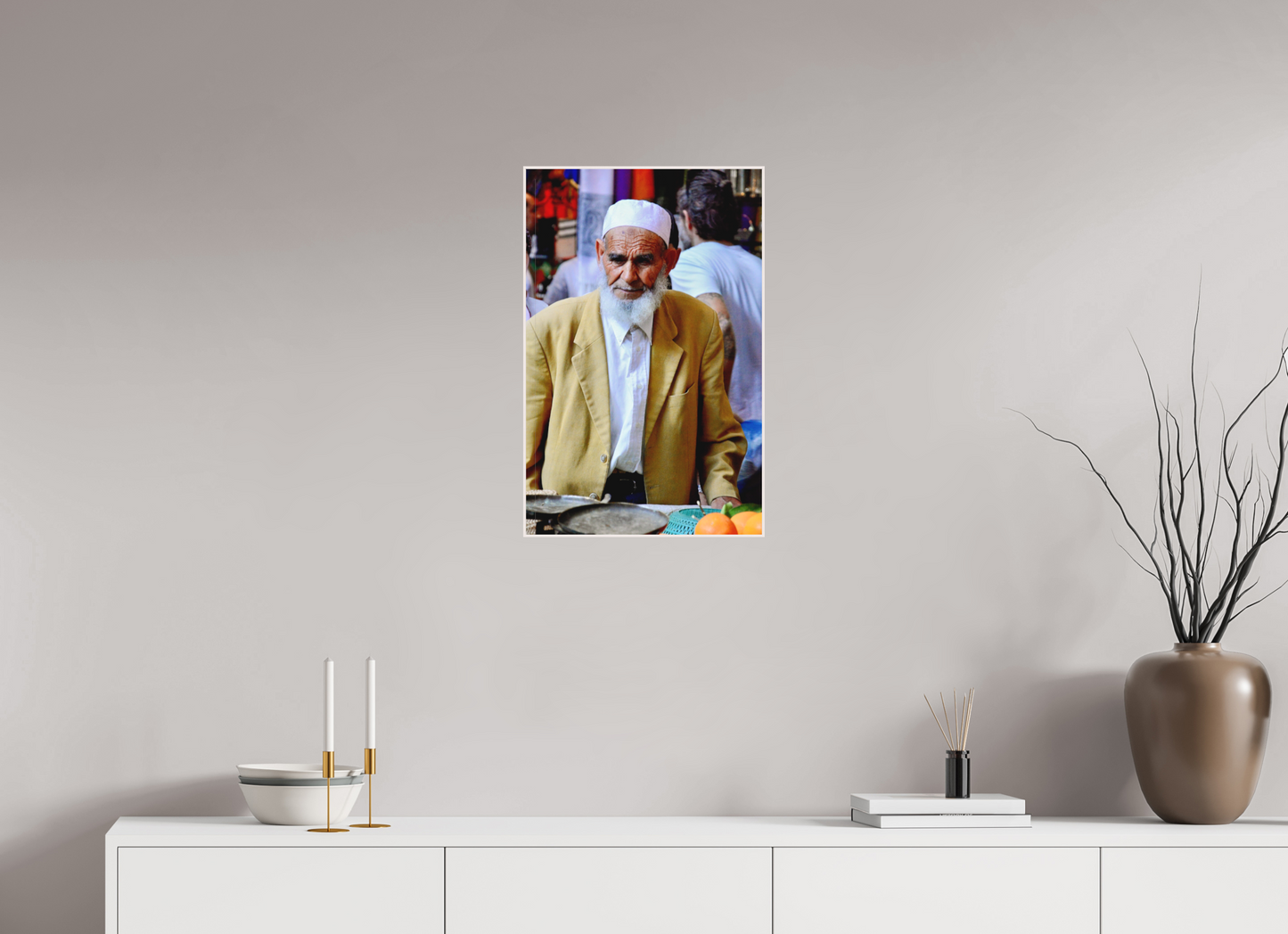 40 x 61,9 cm, Foto Abzug hinter Acrylglas Matt; Art Box aus Massivholz 4 mm Ahorn weiß Old Berber Man in the Souks of Marrakech - Fine Art Photo Print under Acrylic Glass; Art Box Frame, White Maple Wood, 50 mm