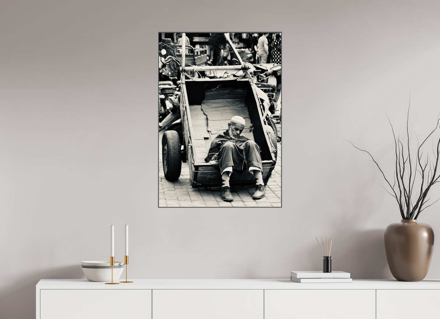 Time for a Break - Souks of Marrakech-Morocco; Fine Art Photo Print under Acrylic glass; Art Box Aluminium Frame 50 mm.