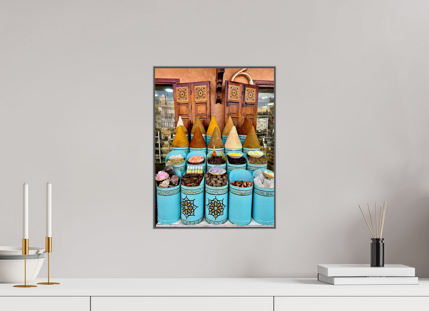 30 x 40 cm, Art Box 50 mm - Aluminium Rahmen - Foto-Abzug hinter Acrylglas - printed and designed by Whitewall Colors and Spices Vol. 7 - Souks of Marrakech; Photo Art Print under Acrylic Glass; Phto by J. Schleenbecker, Copyright 2025.
