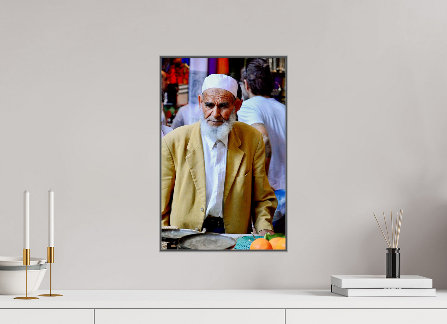 30 x 46,4 cm, Art Box 50 mm - Aluminium Rahmen - Foto-Abzug hinter Acrylglas - printed and designed by Whitewall Old Berber Man in the Souks of Marrakech - Fine Art Photo Print under Acrylic Glass
