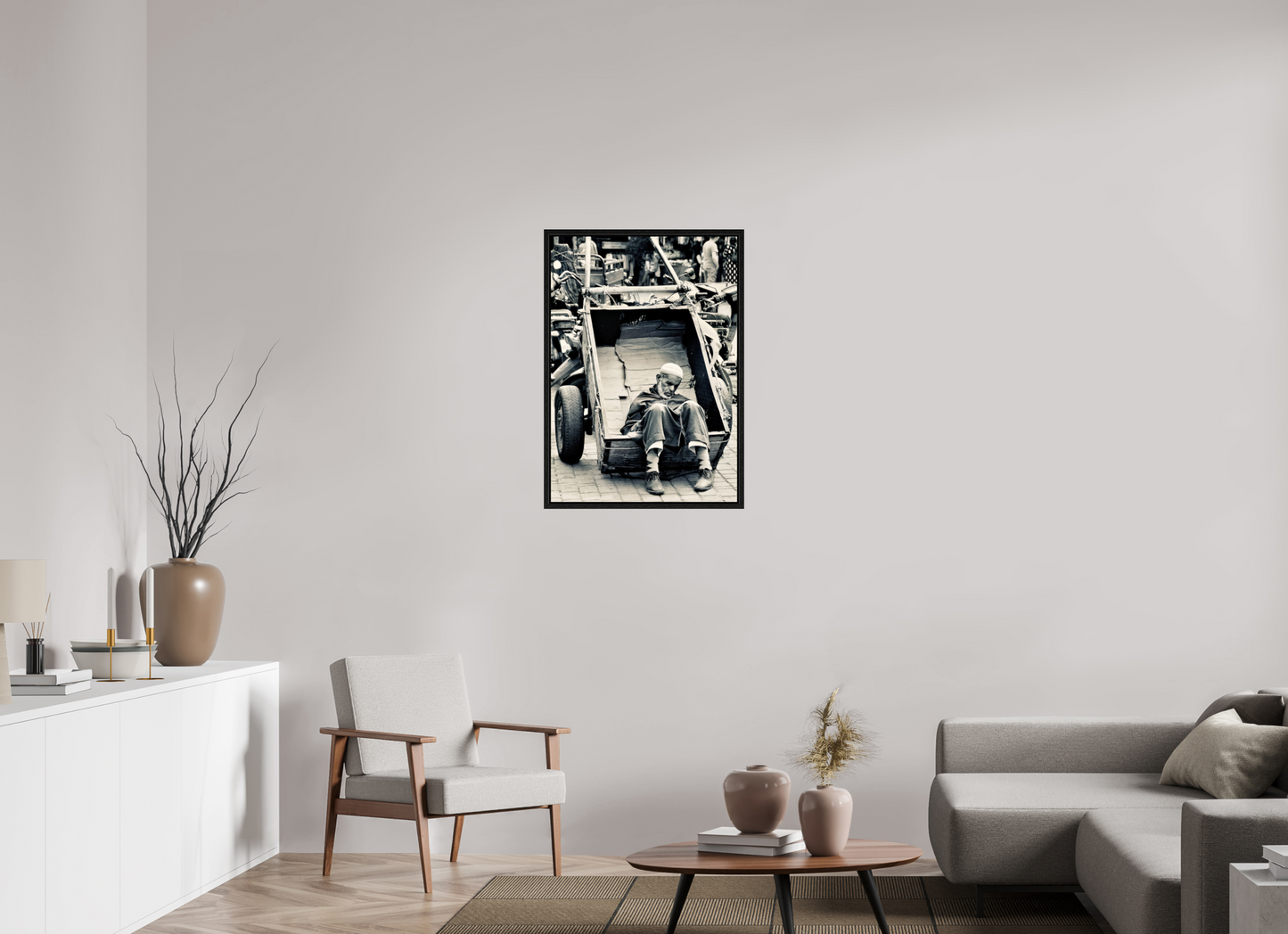 60 x 85,5 cm, Foto Print on Acrylic glass; Oak Wood Frame Basel 15 mm Time for a Break – Souks von Marrakech, Marokko; von J. Schleenbecker; Sammlung „Farben von Marrakesch“; Copyright 2025.