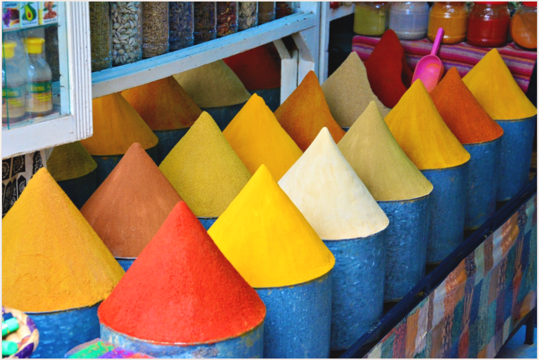 Colors and Spices Vol. 4; Photo Art Print under Acrylic Glass, Diverse Rahmenoptionen - Colors of Marrakech - Photo Art Gallery
