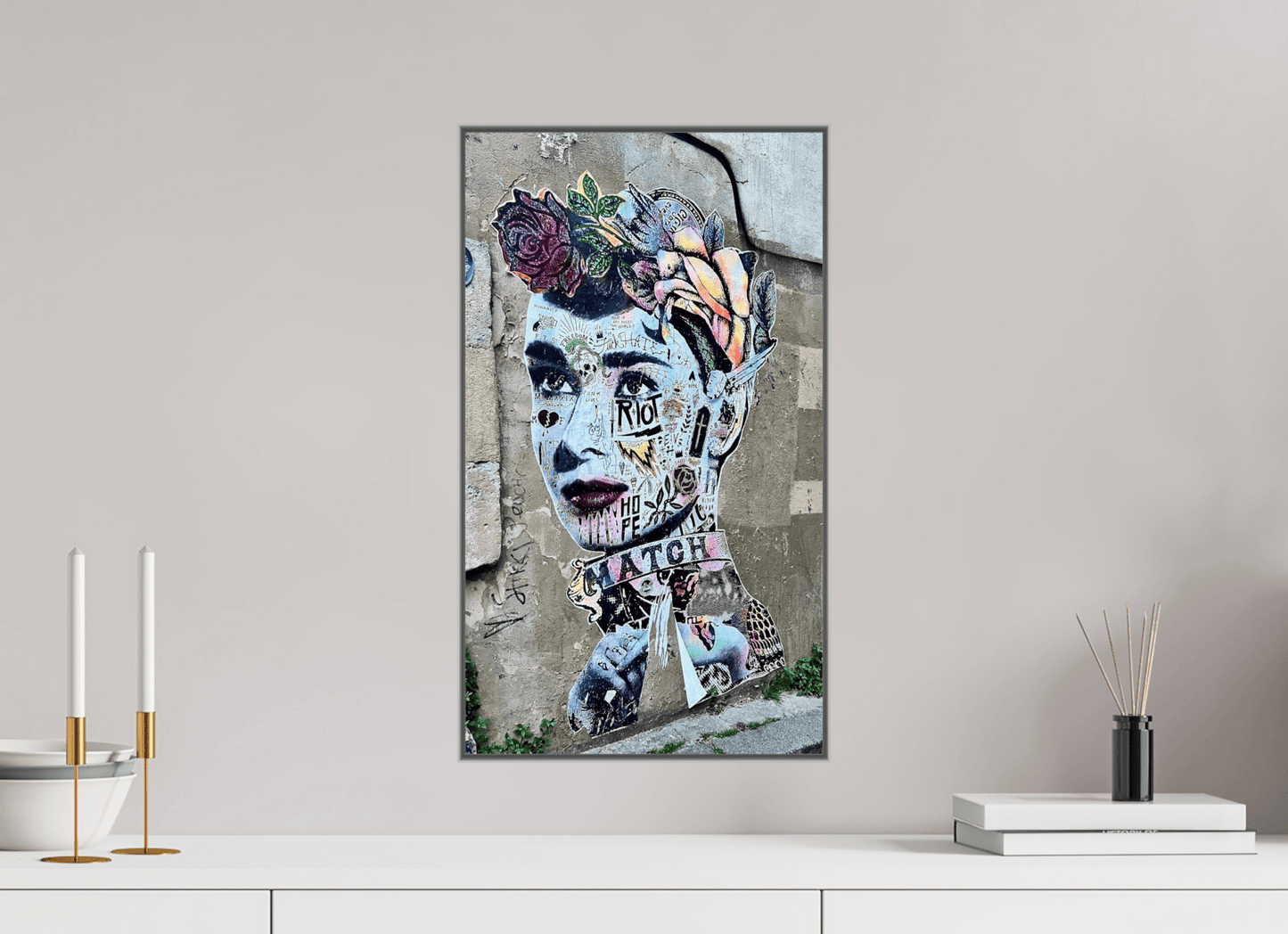 Free Lady from Montmartre - Street Pop Art Vol. 2 - Fine Art Photo Print under Acrylic Glass - Colors of Marrakech - Photo Art Gallery