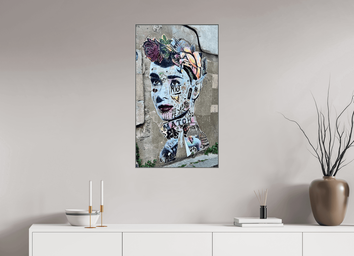 Free Lady from Montmartre - Street Pop Art Vol. 2 - Fine Art Photo Print under Acrylic Glass - Colors of Marrakech - Photo Art Gallery