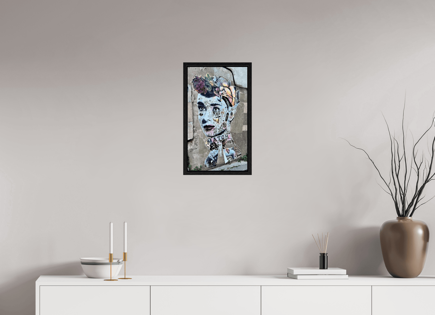 Free Lady from Montmartre - Street Pop Art Vol. 2 - Fine Art Photo Print under Acrylic Glass - Colors of Marrakech - Photo Art Gallery