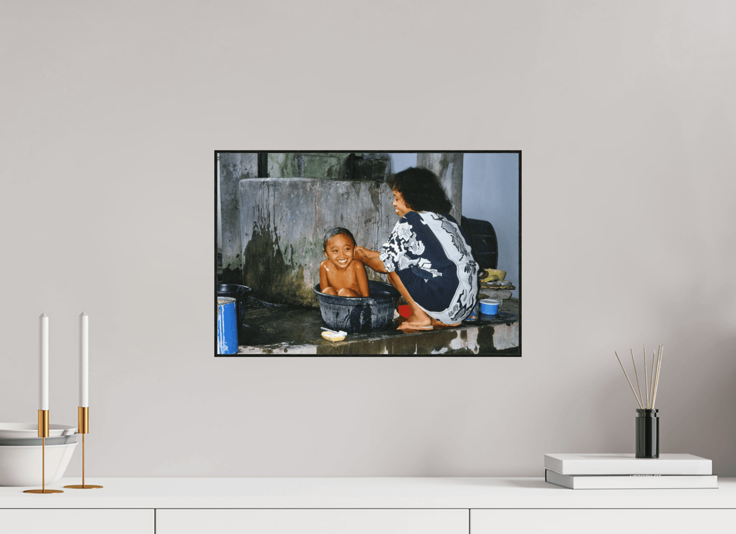 Happy Market Kids Vol. 1; Market Scene Sumatra - Inonesia; Fine Art Photo Print under Acrylglass - Colors of Marrakech - Photo Art Gallery