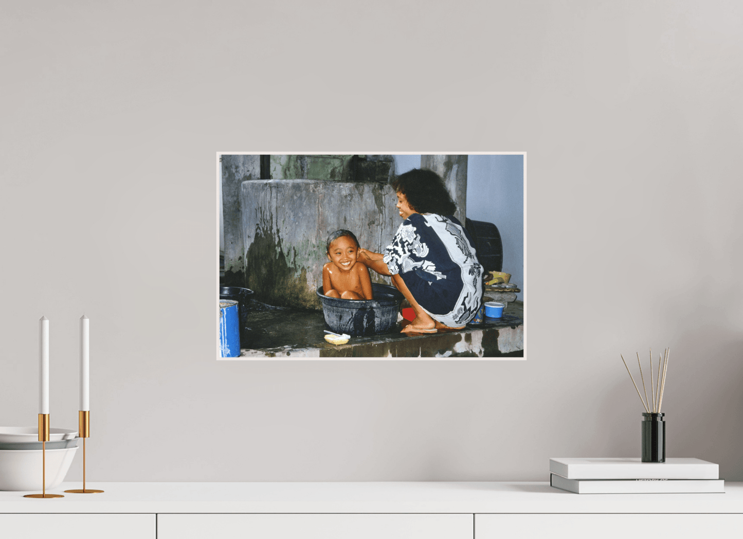 Happy Market Kids Vol. 1; Market Scene Sumatra - Inonesia; Fine Art Photo Print under Acrylglass - Colors of Marrakech - Photo Art Gallery